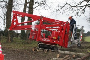 Leo 15GT Tracked Spider Lift