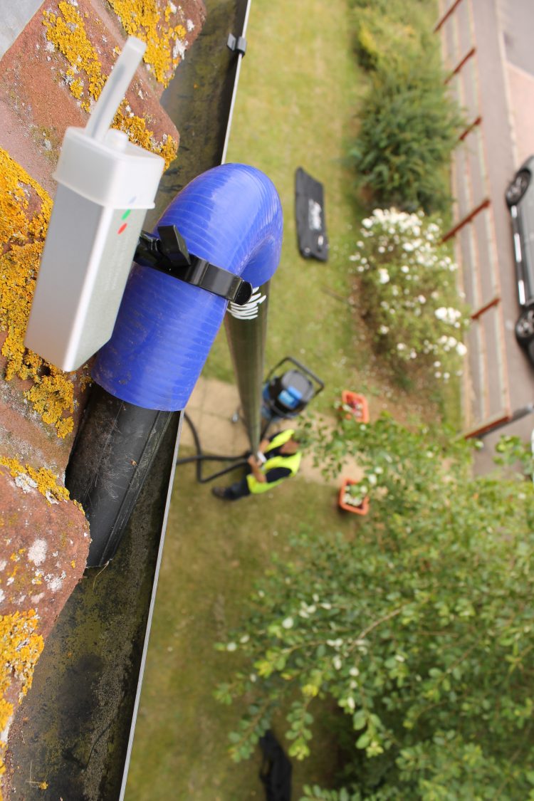 Gutter Cleaning Mansfield